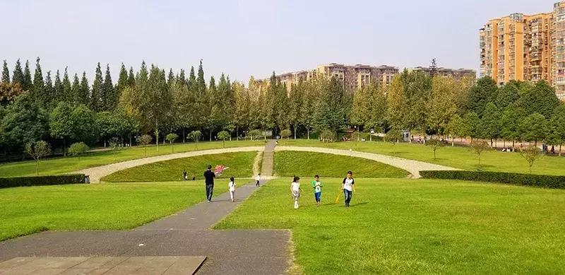 巴适自驾旅游攻略,巴适小众公园