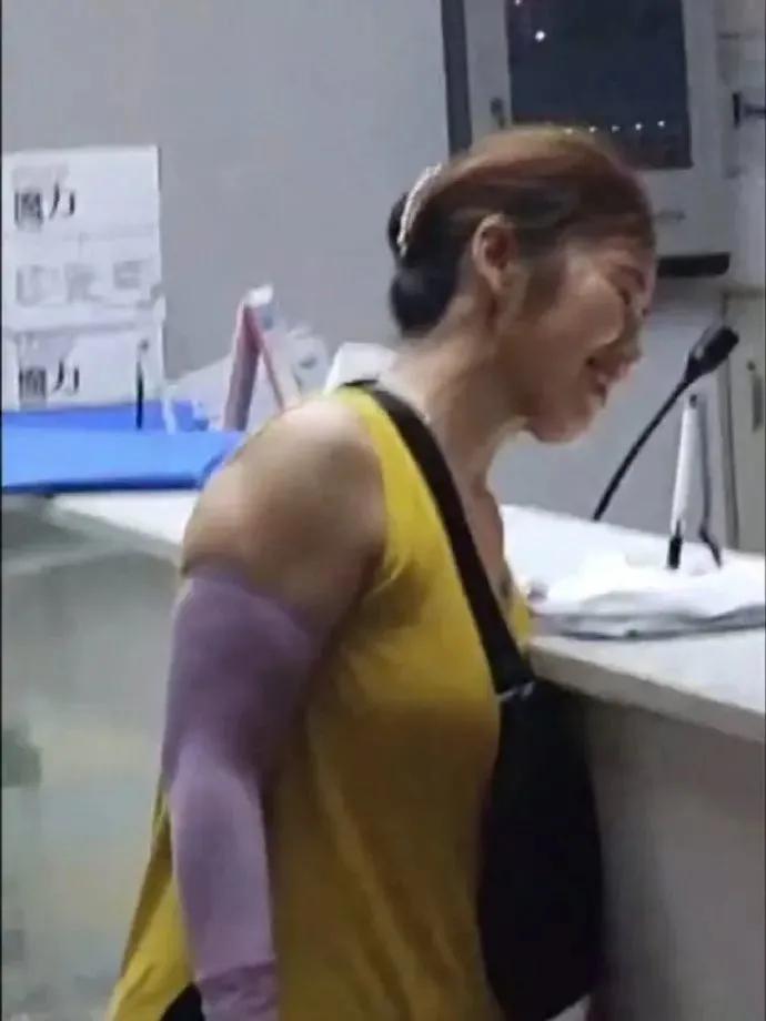 最强健身房扫地僧,健身房扫地僧