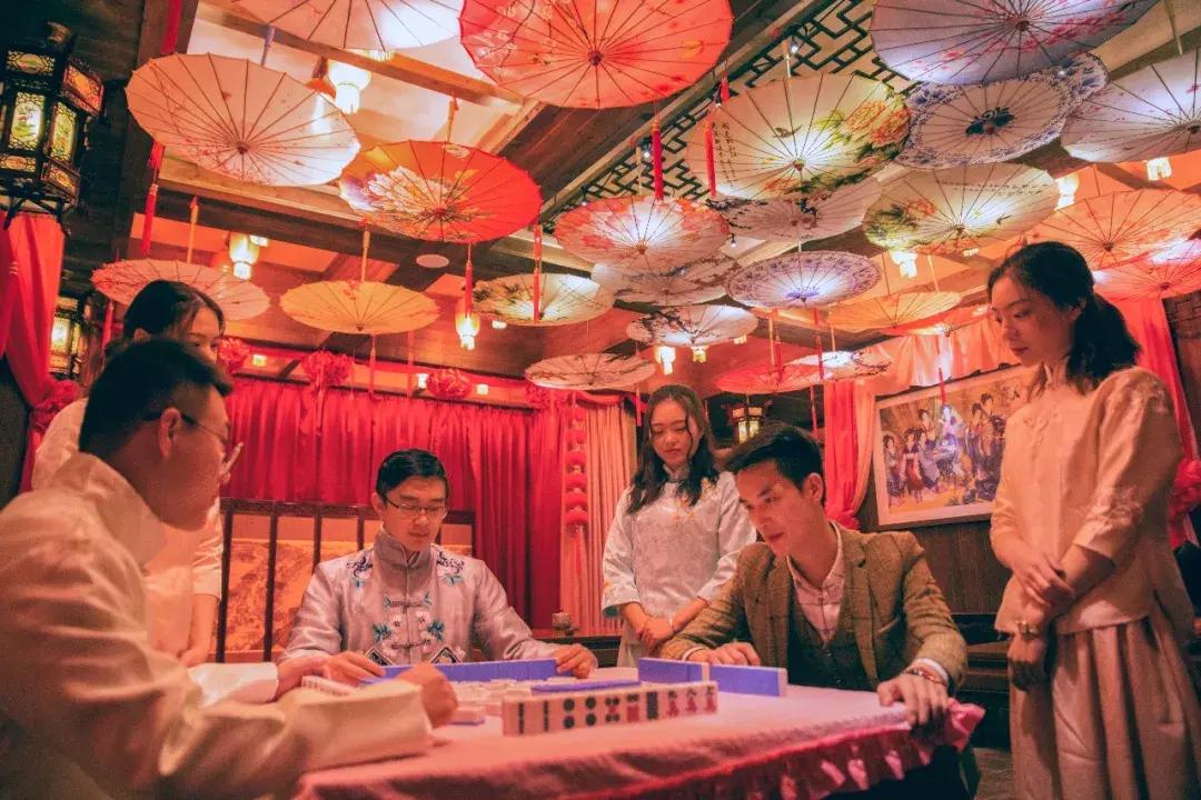 恐怖密室《绣花鞋》：探寻神秘*杀凶**案的真相，寒气四溢很解暑