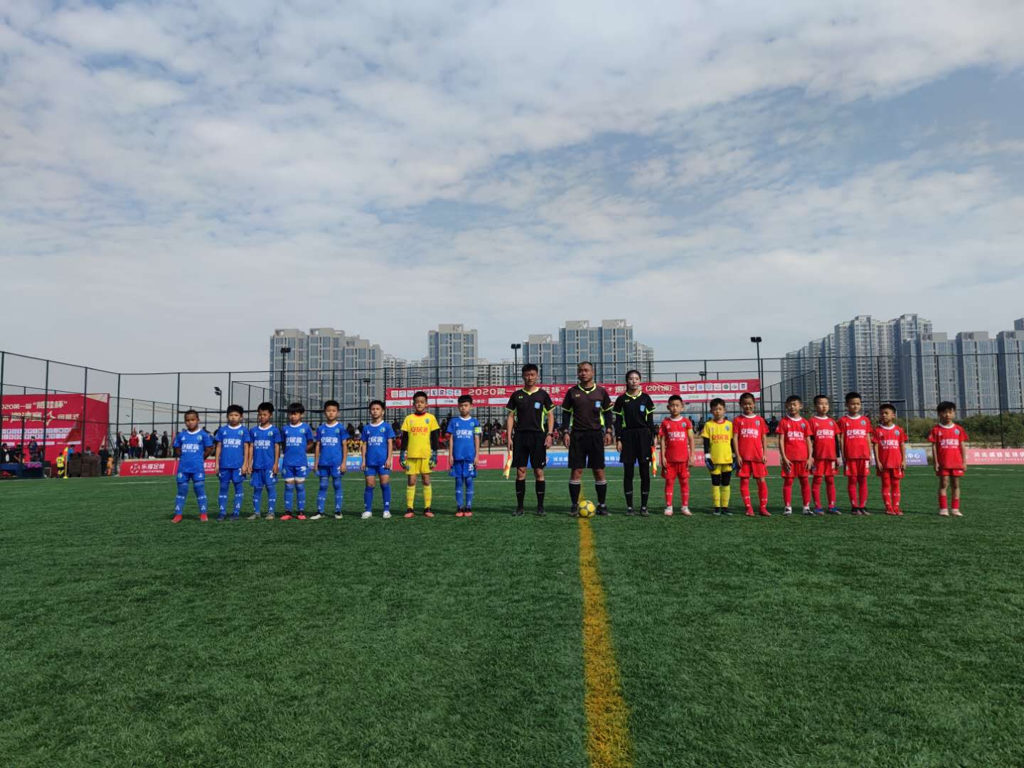 中国足球青训再迎国脚名将助阵,足球青训梯队有多强