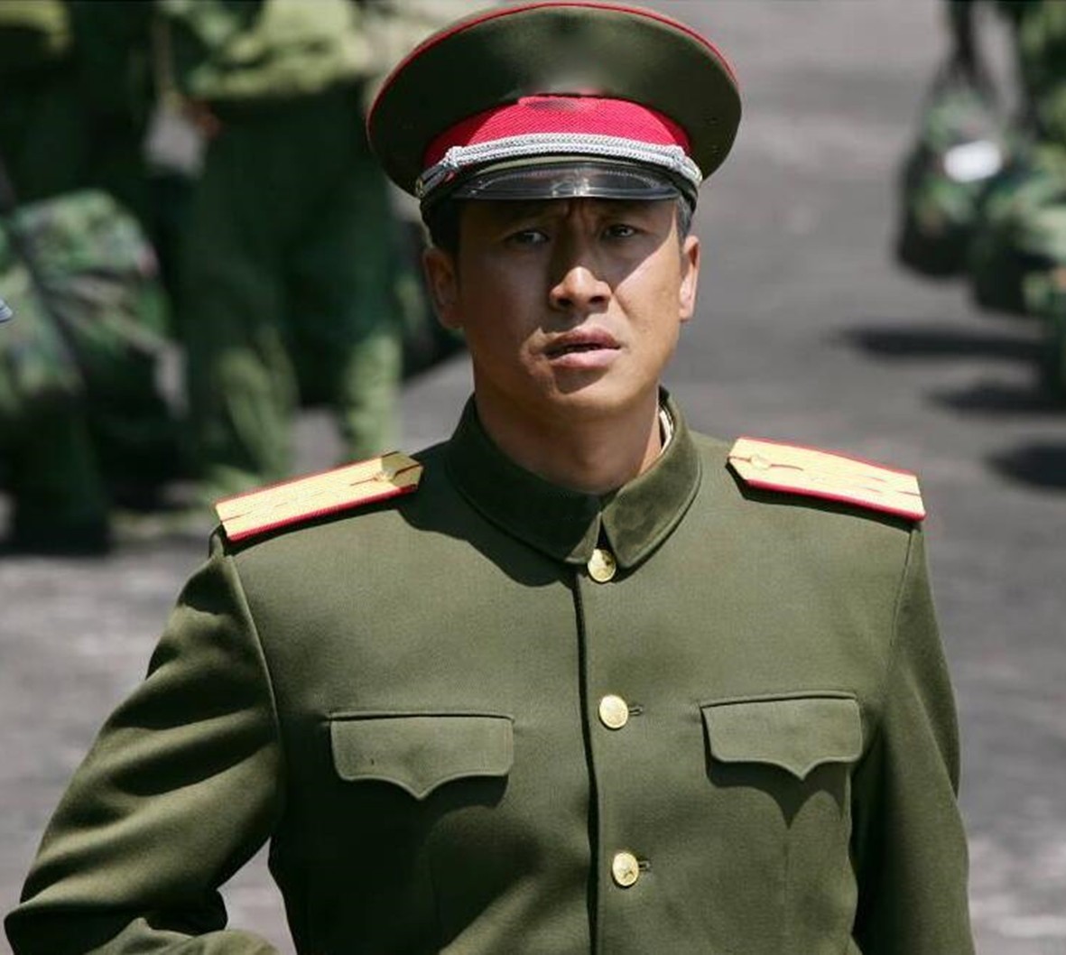 明星演唱会出现的军人,出演军人最好的四位明星