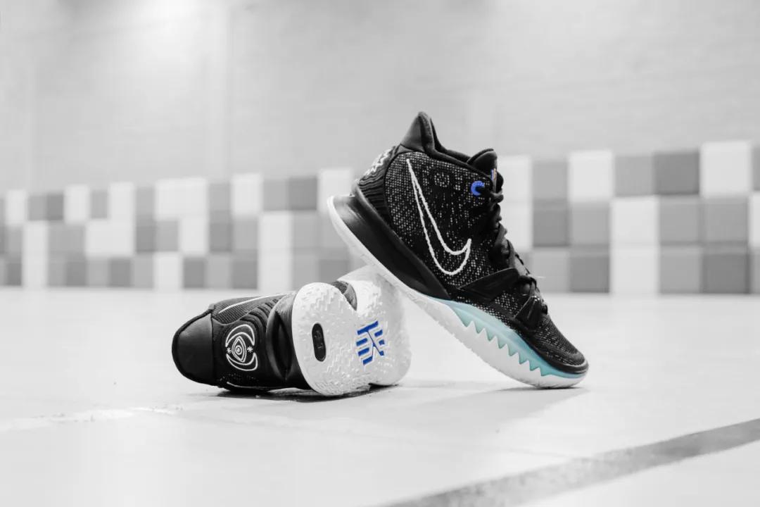 欧文七代变向如何,欧文领跑7代测评