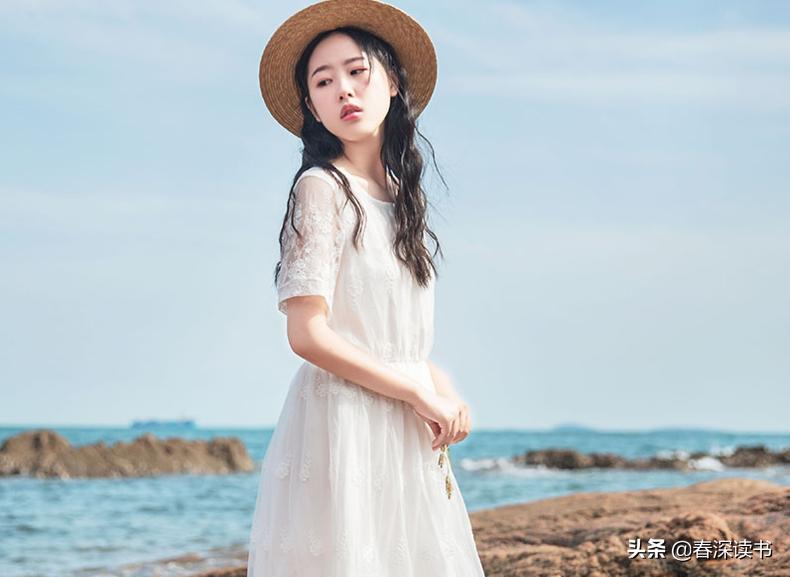 莫泊桑写的项链,莫泊桑的项链用3个部分总结