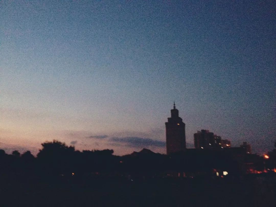 从未逃离,从未逃离过原生家庭