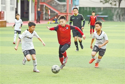 运筹帷幄掌握未来,郑州校园足球书写中锦赛奇迹