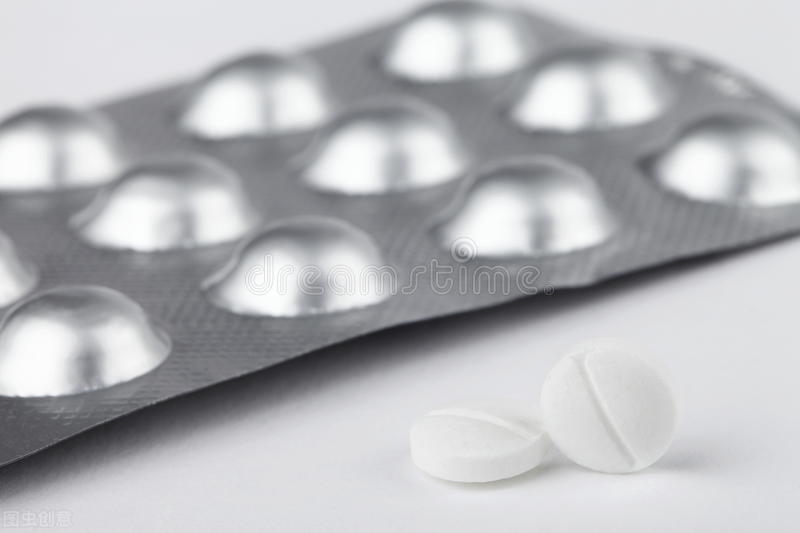 养宠经验分享:泰迪尿里带血怎么回事,能治好吗