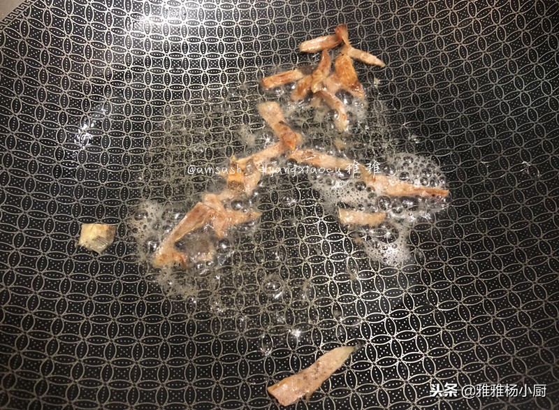 鱿鱼怎么去皮最快的方法,鱿鱼去皮妙招没有白醋