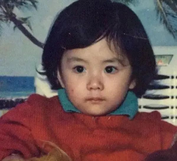 谭松韵是塌鼻子吗,谭松韵鼻子塌吗