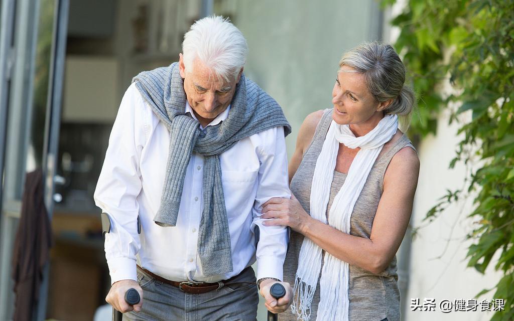 增肌蛋白粉最科学的饮用时间,健身蛋白粉的正确使用方法