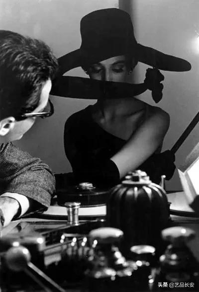 最具风情的复古美人,镜头下的少女仙气十足太美了