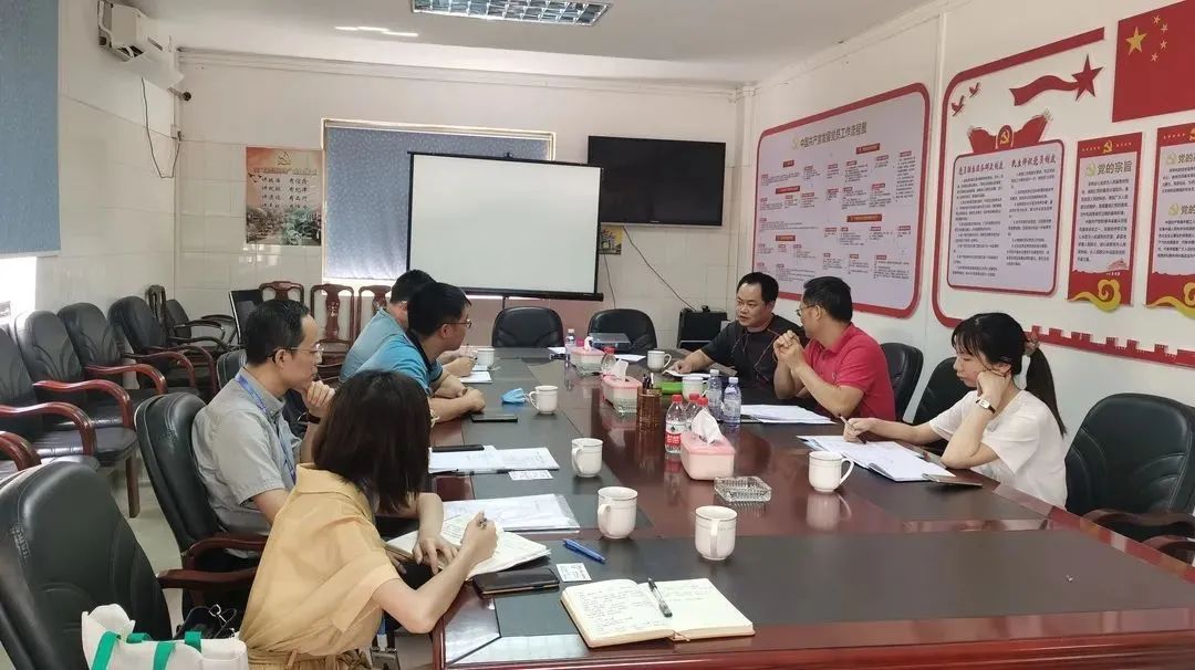 持续推进助学项目一路前行,资助育人守初心筑梦助学促成长