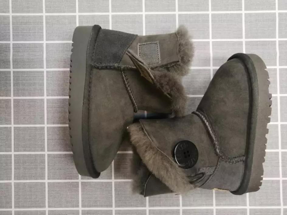 儿童雪地靴排行榜第一名防水防滑,儿童雪地靴哪个品牌好穿