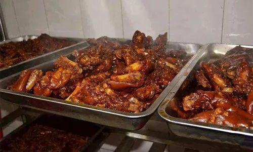 卤菜卤水发苦怎么回事,卤菜的卤水酸了怎么挽救