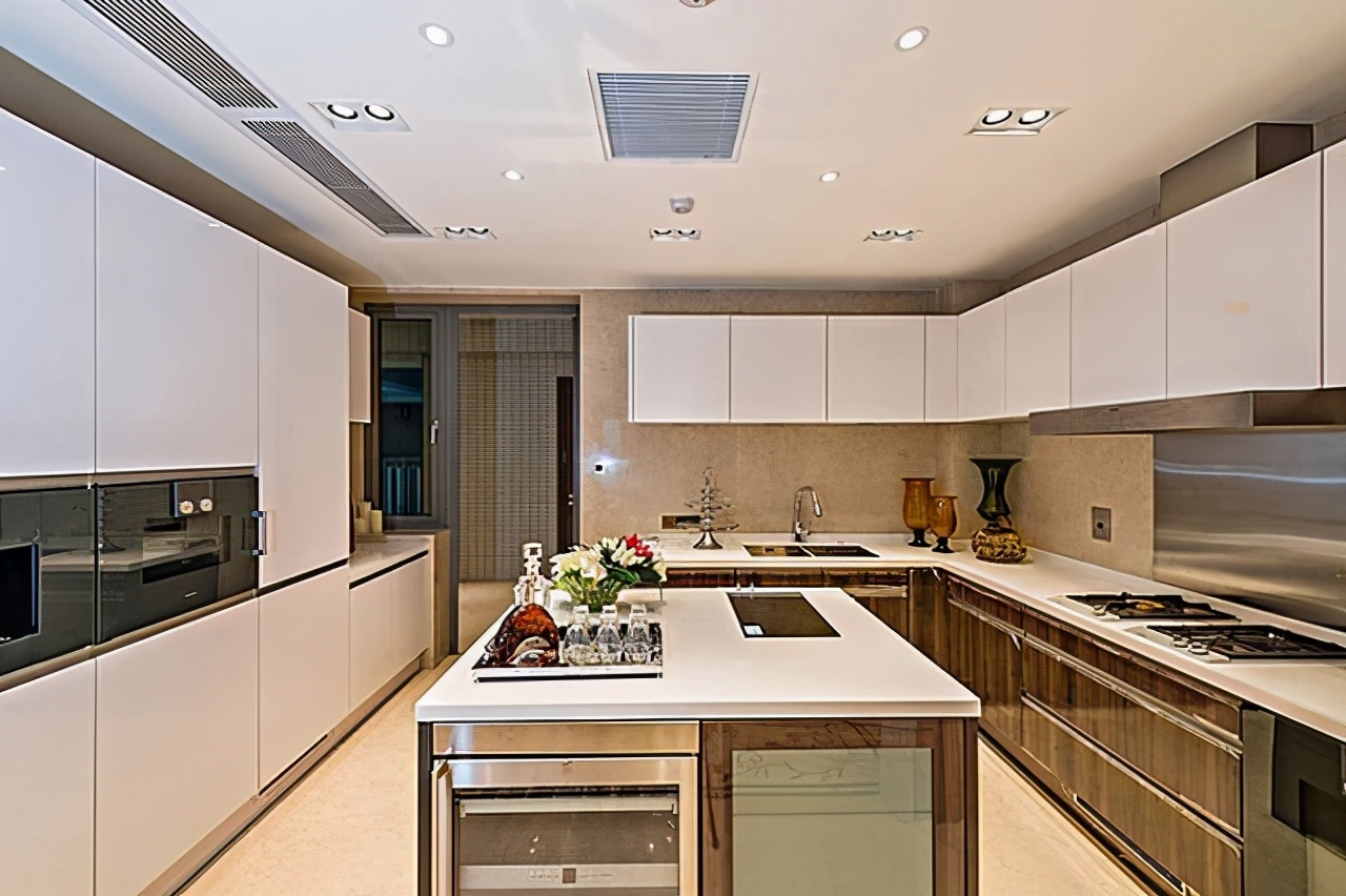 厨房装空调是好是坏,厨房装空调真舒服