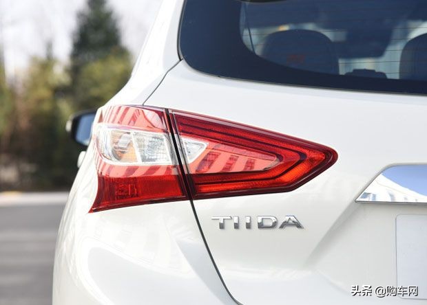 这台日产车坐着舒服，空间大，原价9.99万，现跌至7万多，买吗？