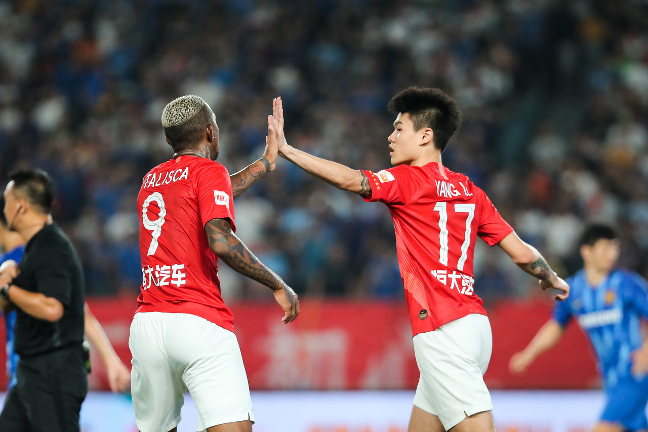 中国队想赢的办法,香港队战胜中国队