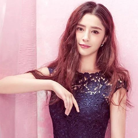 一胖毁所有：爆肥40斤“京城第一美人”李心艾，辛苦减肥有效果