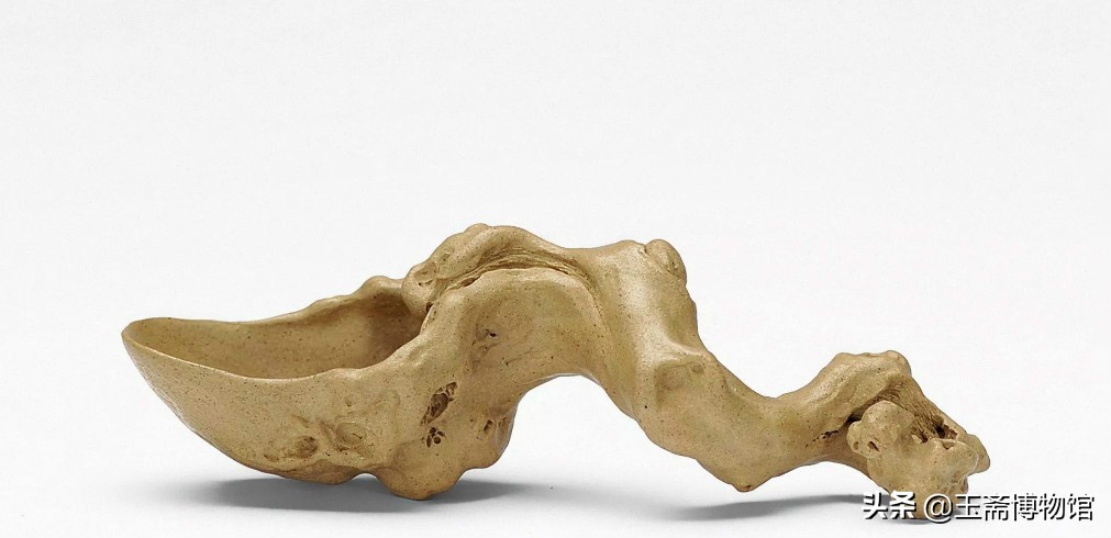 小小的汤勺，可以换一套房，最高拍卖价竟然高达207万