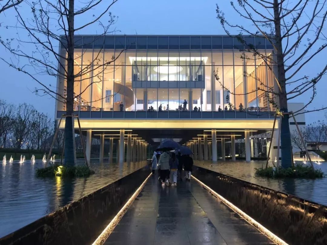 天空之城售楼处,买房看天空之城