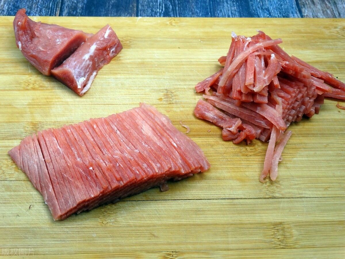 炒蒜苔过不过水,炒蒜苔总是不咸怎么办