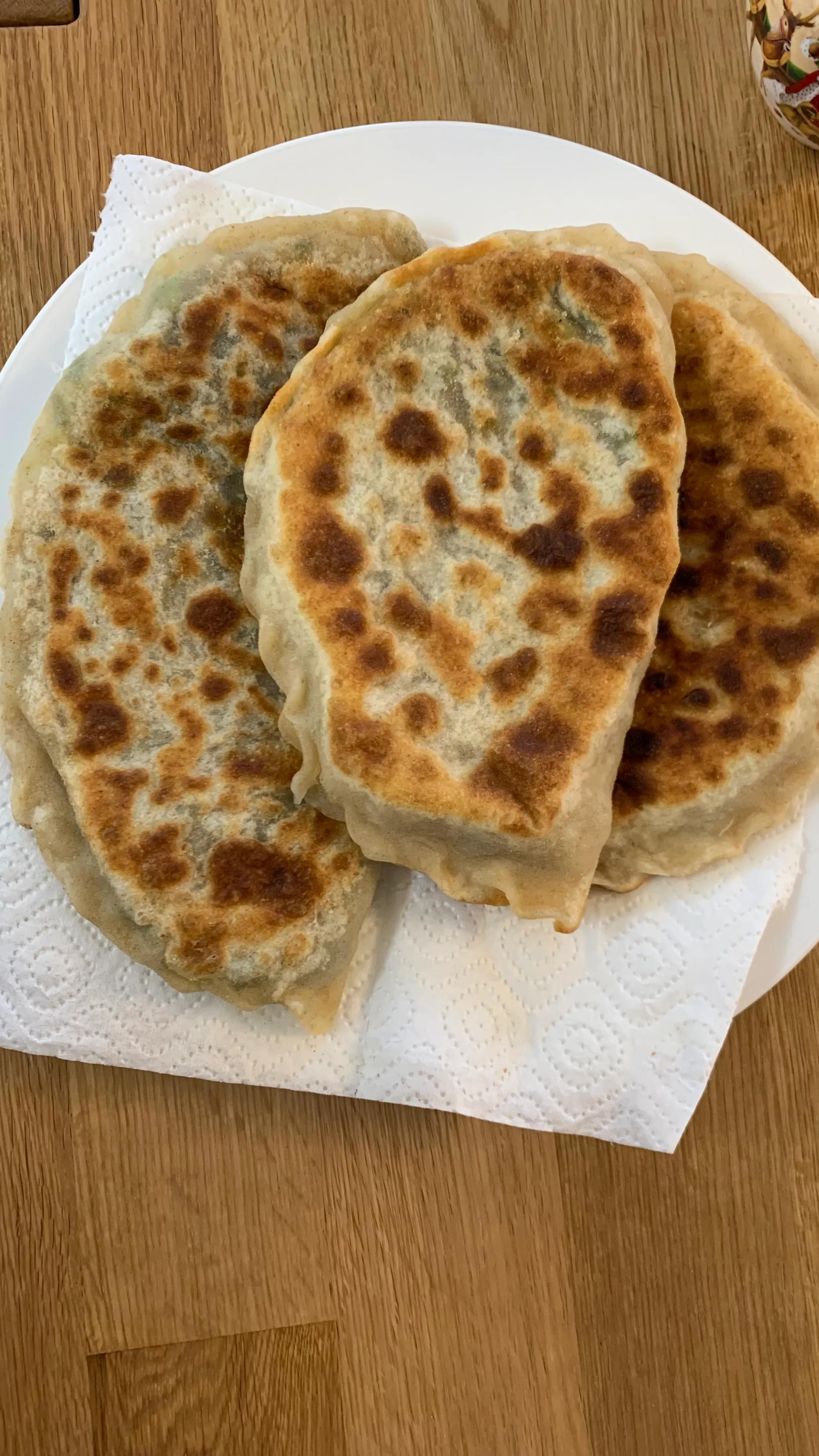 感冒吃啥都没胃口只想吃点馅饼,感冒了没胃口就随便吃点吧