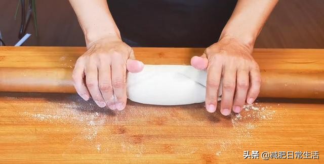 做手擀面要不要放碱,做手擀面条忘放盐了怎么办