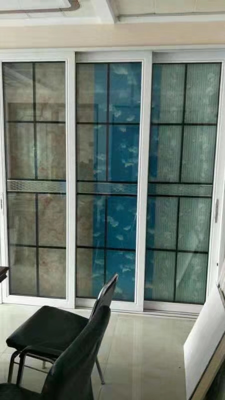 钛镁合金门玻璃如何更换,钛镁合金门每平米价格表