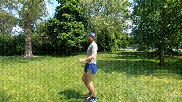 跑步前如何正确热身减少膝盖受损,最简单的跑步热身视频教程