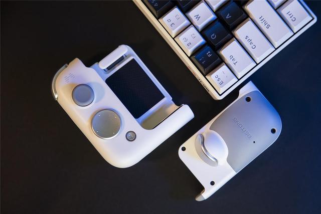 北通g2游戏手柄怎么设置一键换装,北通g2手柄玩吃鸡真的有用吗