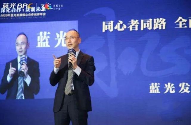 从弃儿到宠儿贝克汉姆,从宠儿到弃儿