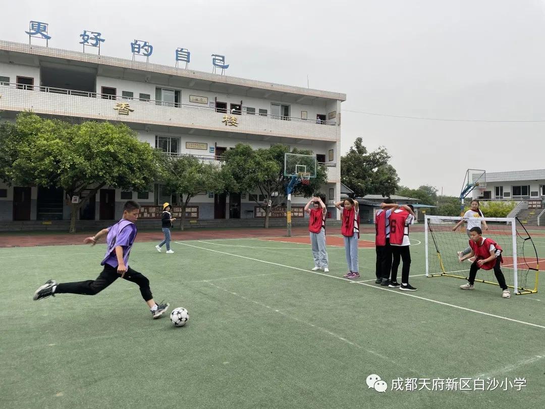 足球联赛暨校园足球,足球转动梦想