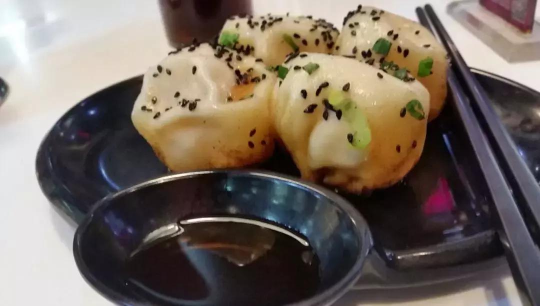 从街边店逆袭到700家连锁店,夫妻店成功逆袭互联网大鳄