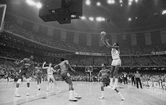 nba纪实连载乔丹,篮球老流氓乔丹