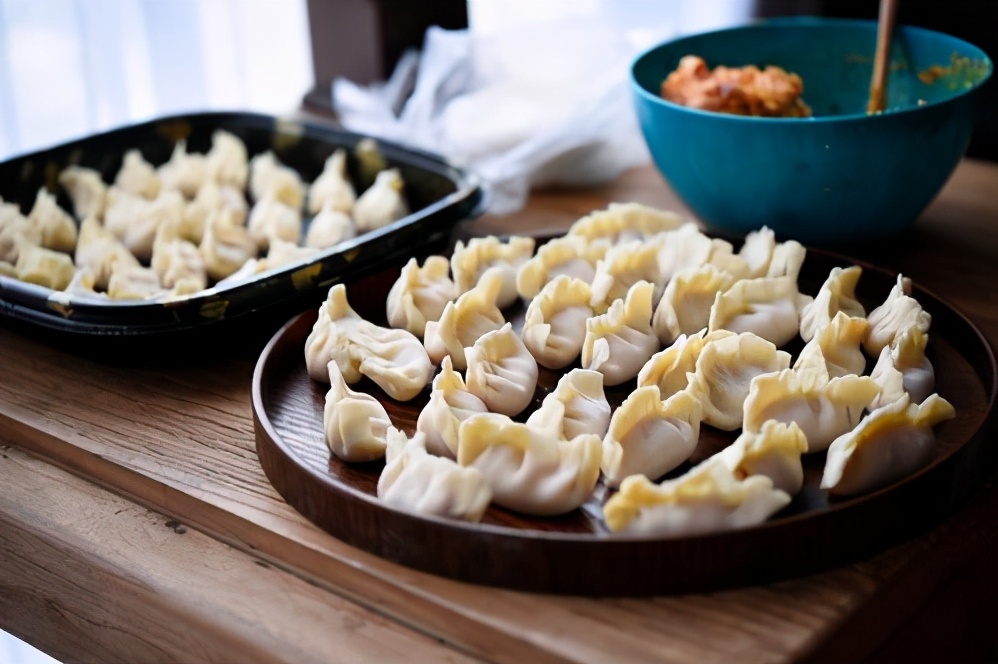 为什么饺子皮煮出来很软,为什么煮的饺子皮黏