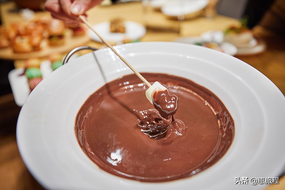 扬子江酒店自助餐,上海扬子江大酒店团购套餐