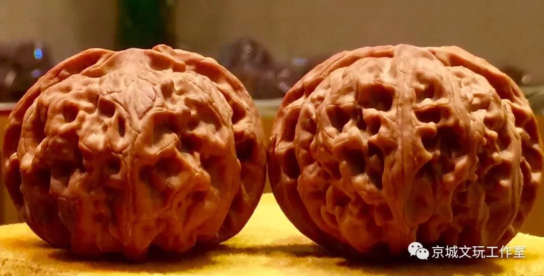 2022目前最火的文玩核桃,最好的文玩核桃品种是哪一种