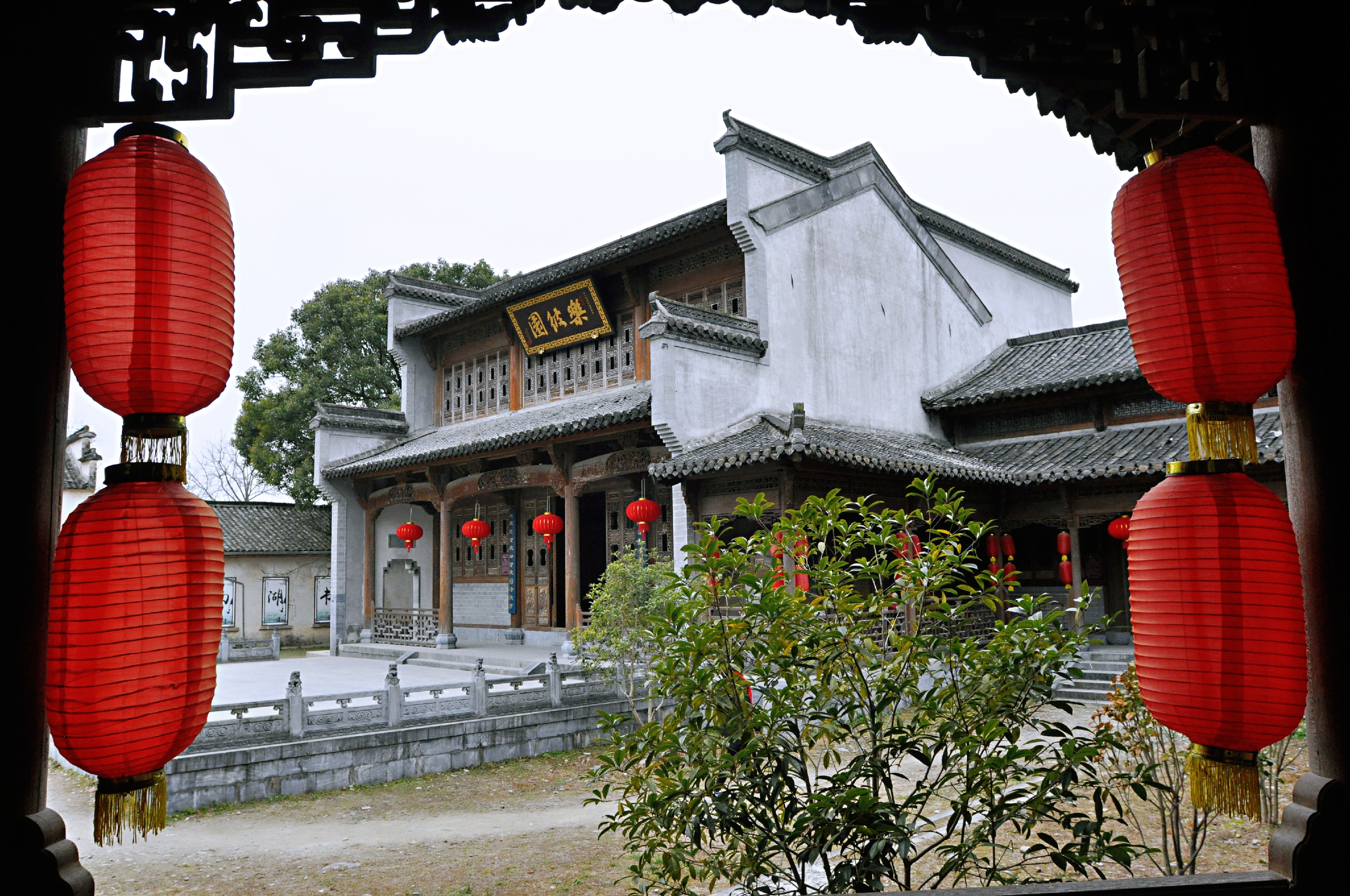 徽派村落宏村风景,山为牛头树为角的意思