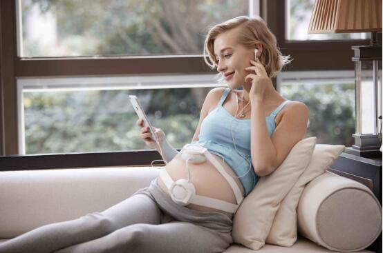 胎心监护怎么找到位置,胎心仪找宝宝的位置怎么越来越低