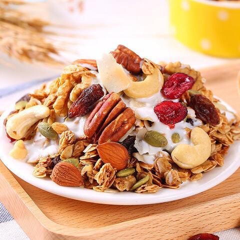 混合水果燕麦片早餐代餐轻松搞定,每日坚果谷物燕麦片早餐做法大全