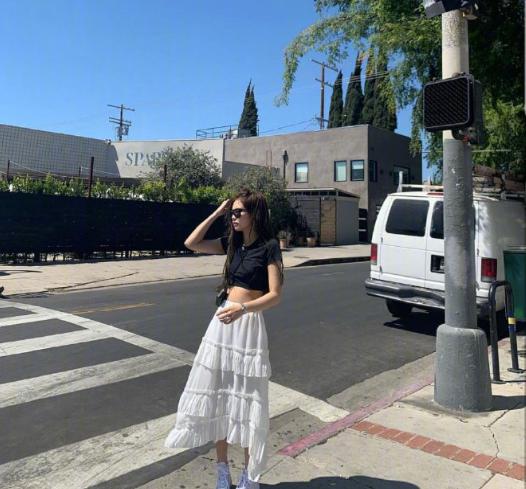 jennieadidas裤子,jennie穿adidas短裤