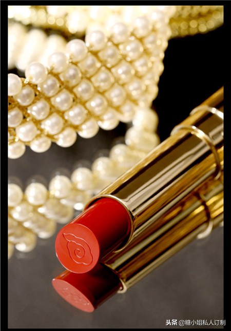 为了最美中国风口红，故宫淘宝双店争锋，卡婷不落下风！
