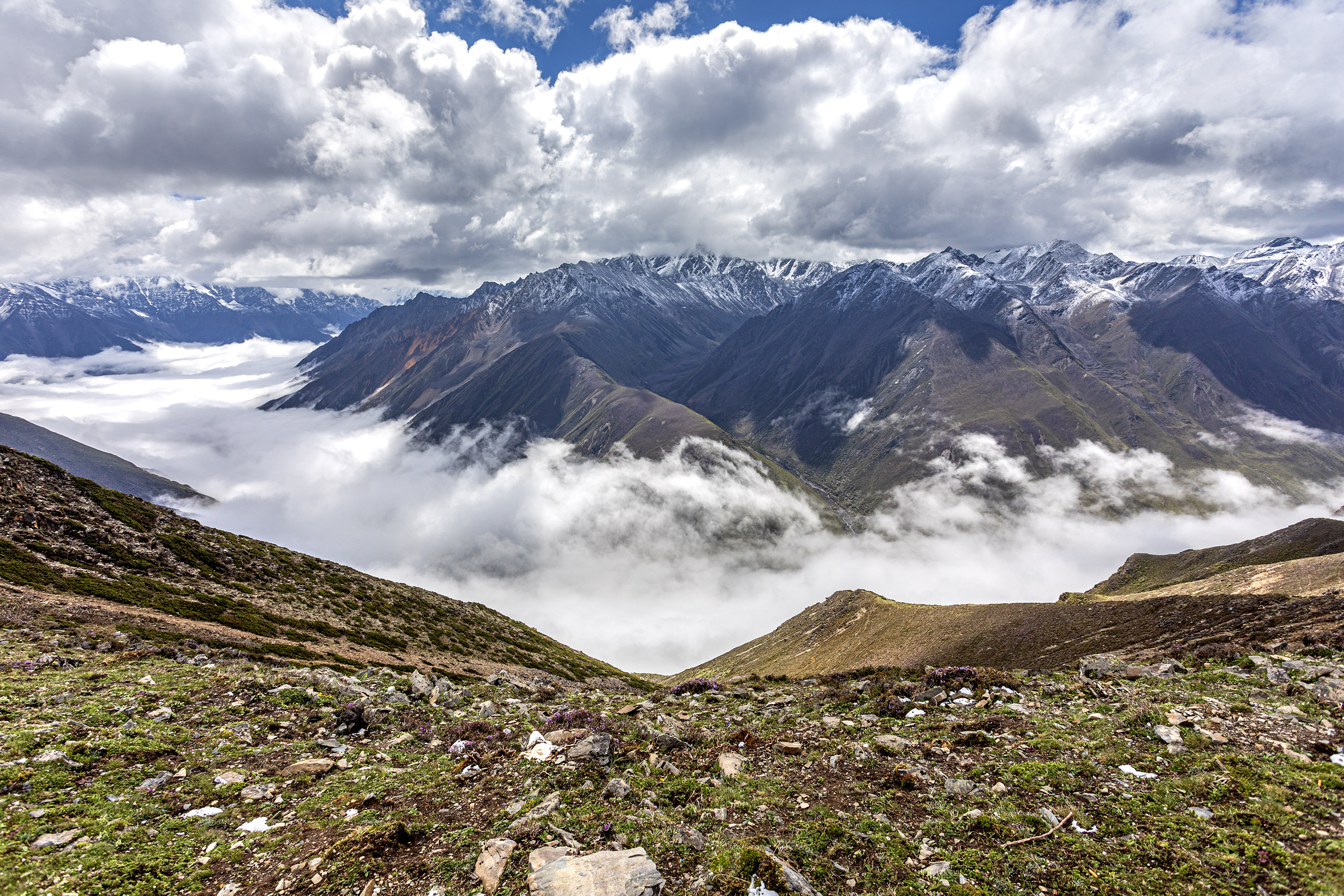 贡嘎雪山自由旅拍,里索海贡嘎雪山全景