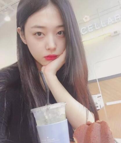 人中长颧骨高适合什么发型,人中长太阳穴凹陷