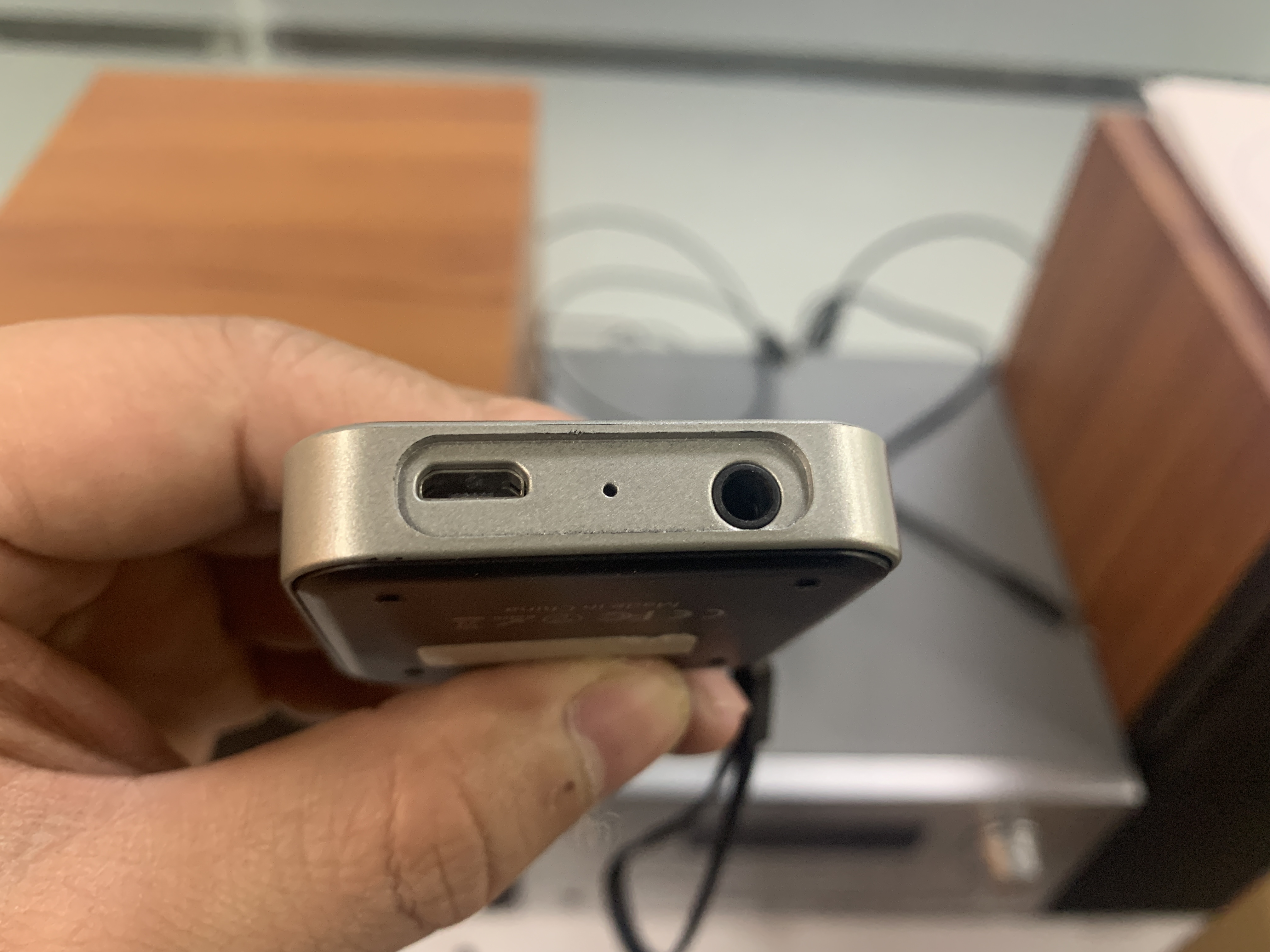 怎么选择一台蓝牙便携音响,5.0蓝牙接收器连接音响