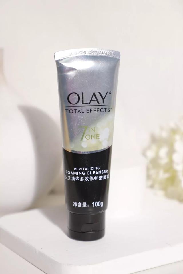 如何选择安全的洗面奶 (洗面奶该怎么选才好)