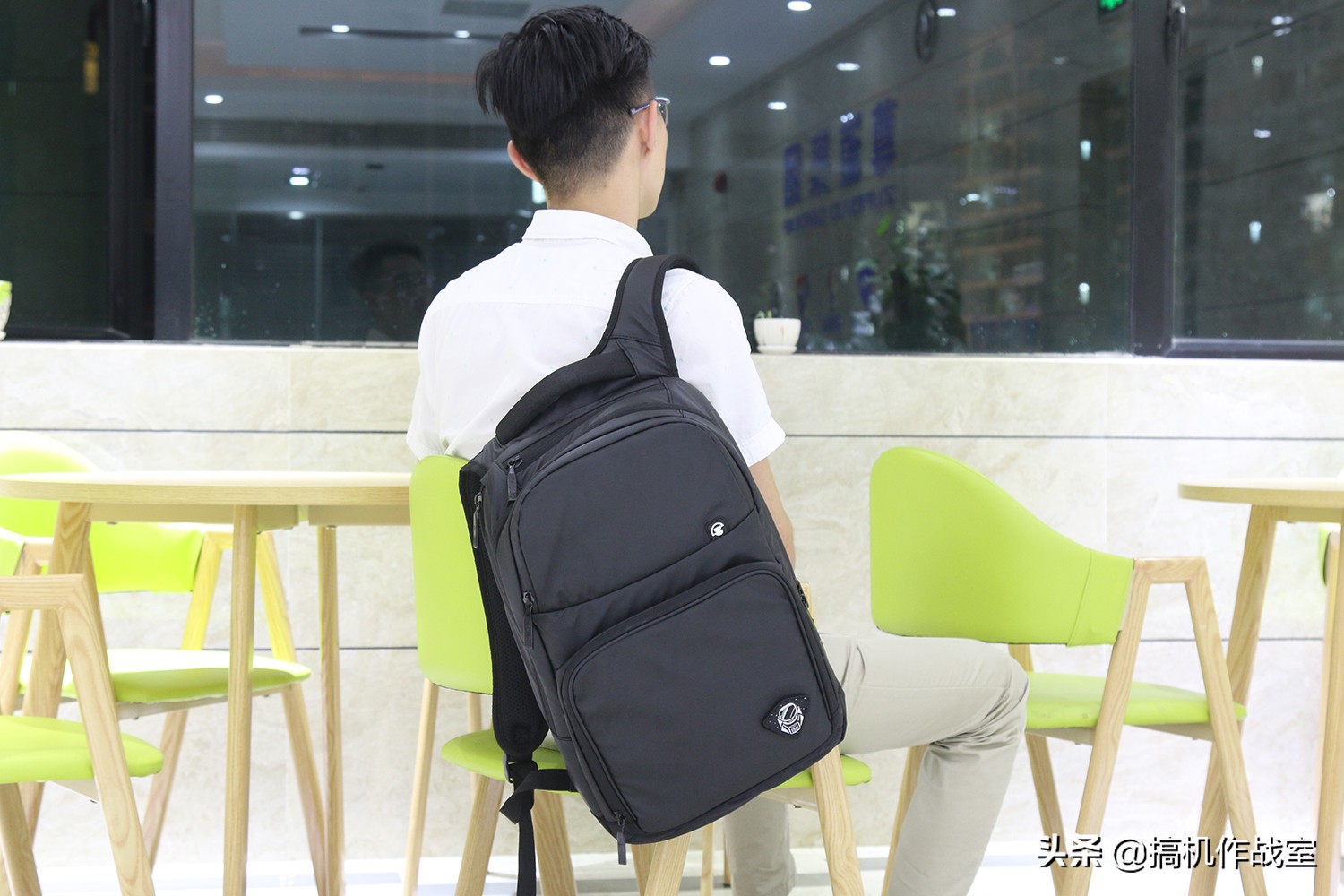 和女友用同款背包是什么感觉？这么会买包，会被夸上天的