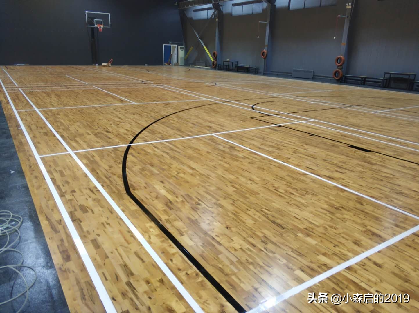 篮球木地板和普通地板有什么区别,枫木地板和橡木地板