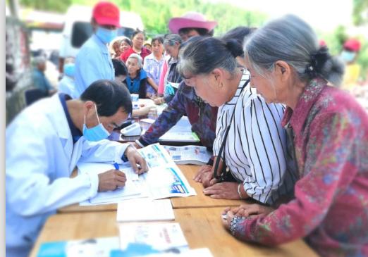 县人民医院大型义诊活动服务群众,盘州市人民医院支援贵阳