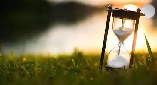 讨厌一个女人又要和她相处怎么办,如何学会和讨厌的人合作