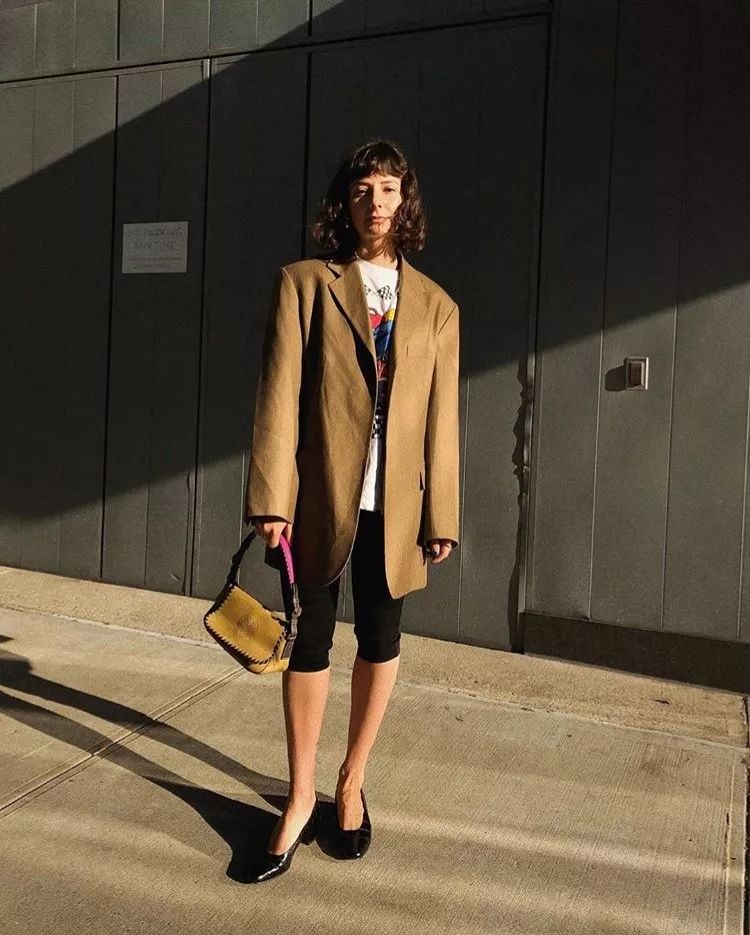 小白鞋ins潮白搭国潮,小白鞋过时了现在流行这5款鞋